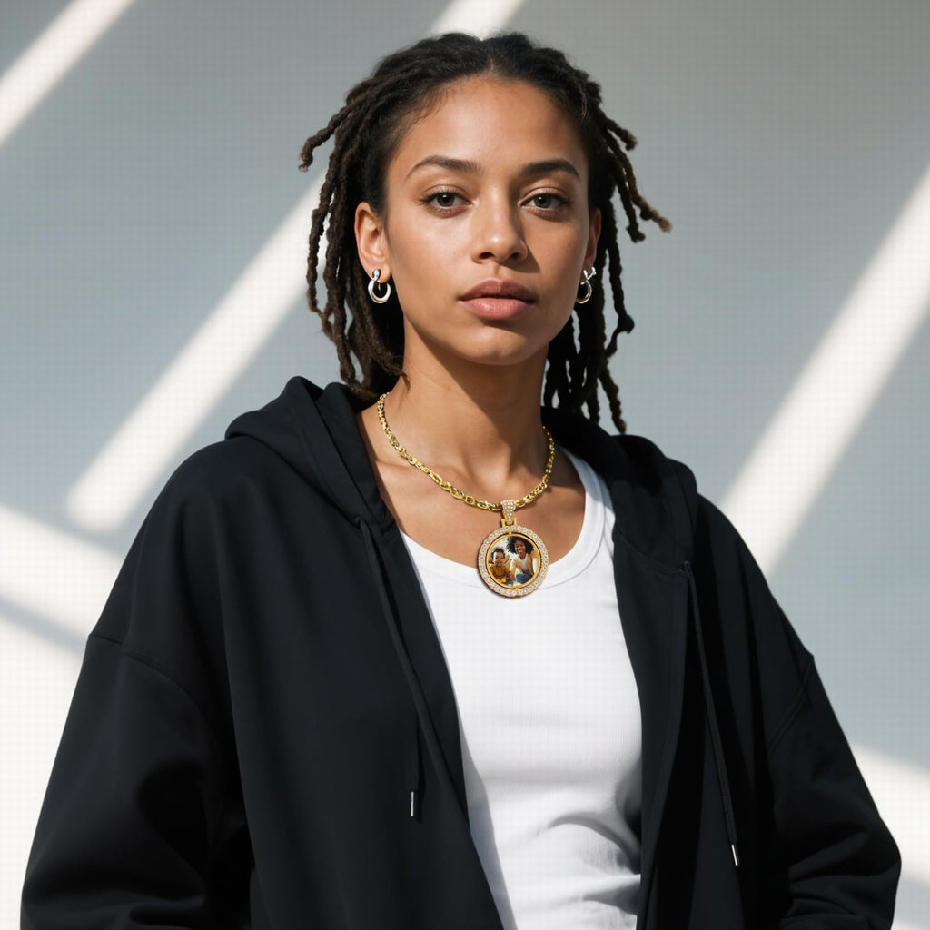 Custom Locket Necklace with Photo, Personalized Photo Pendant, Engravable Memorial Jewelry, Mothers Day Gift for Her