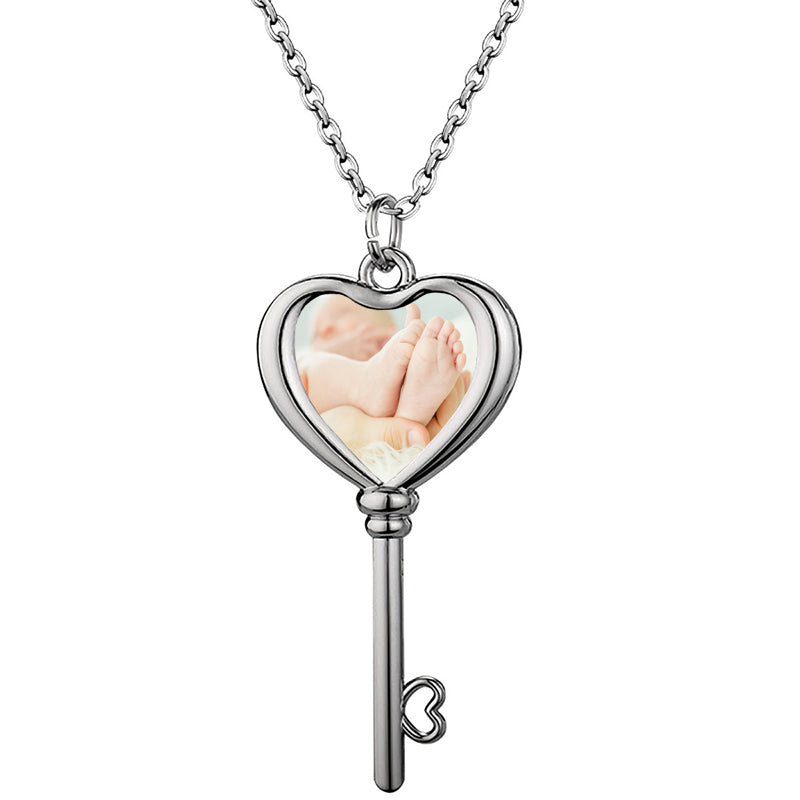 Initial necklace, waterproof necklace, letter necklace, couples necklace, initial pendant necklace.