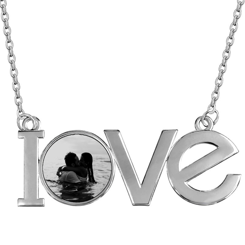 Custom engraved Locket with Photo,Custom Camera Necklace with Photo Picture Inside,Memorial Necklace,Gift For Camera Lover,Gift For Her/Mom